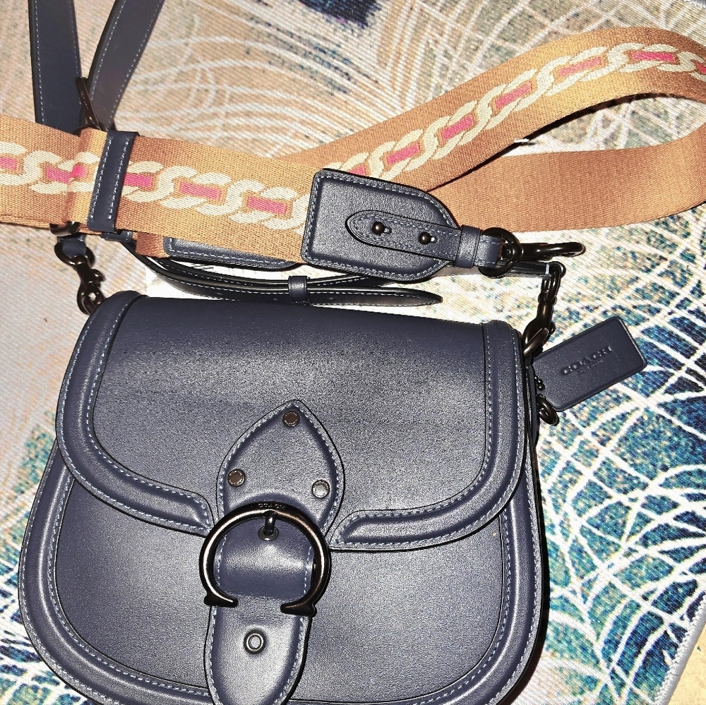 COACH SADDLEBAG PURSE - Picture 4 of 6